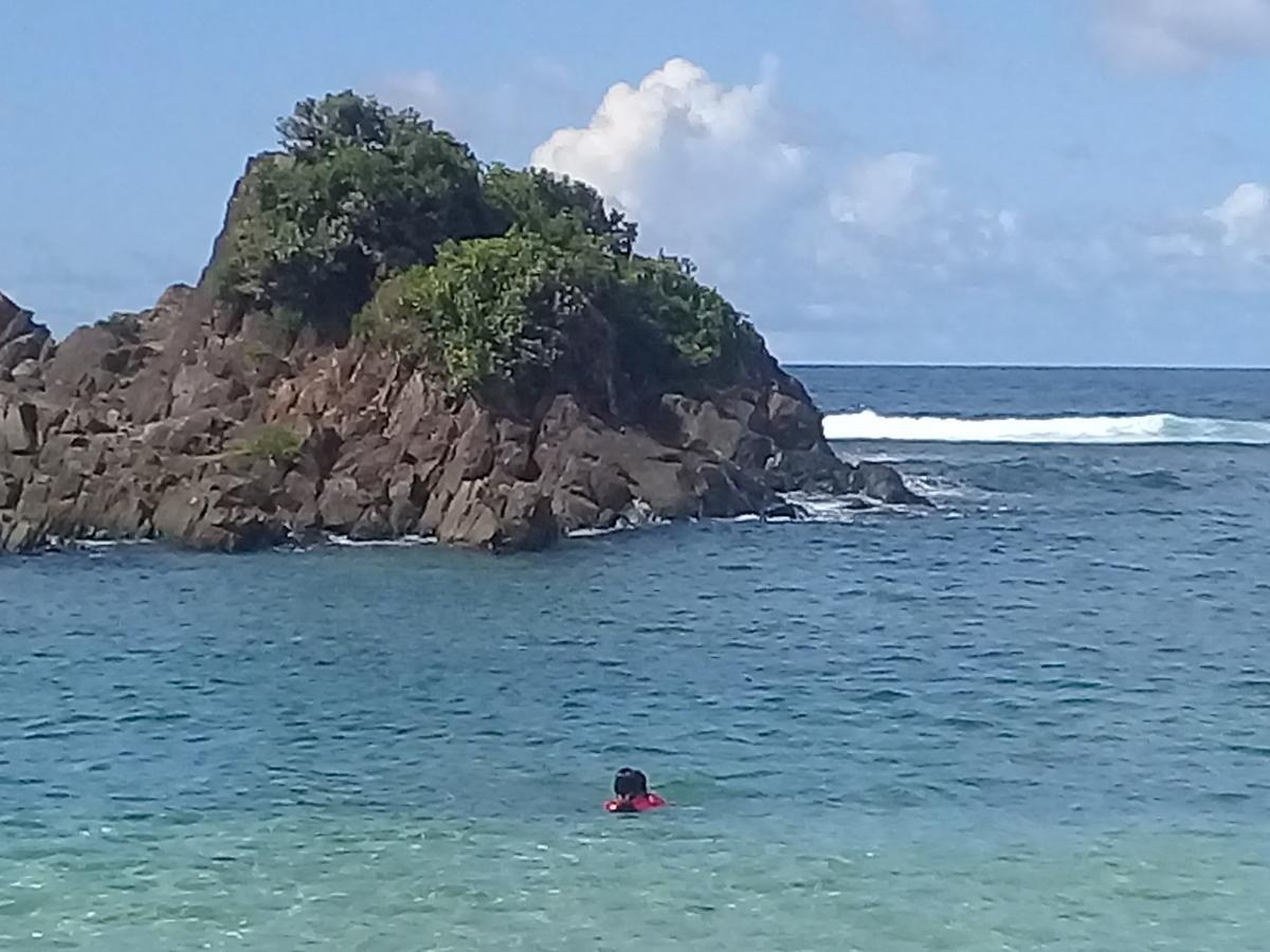 Josurfinn, Puraran Beach Baras  Zewnętrze zdjęcie